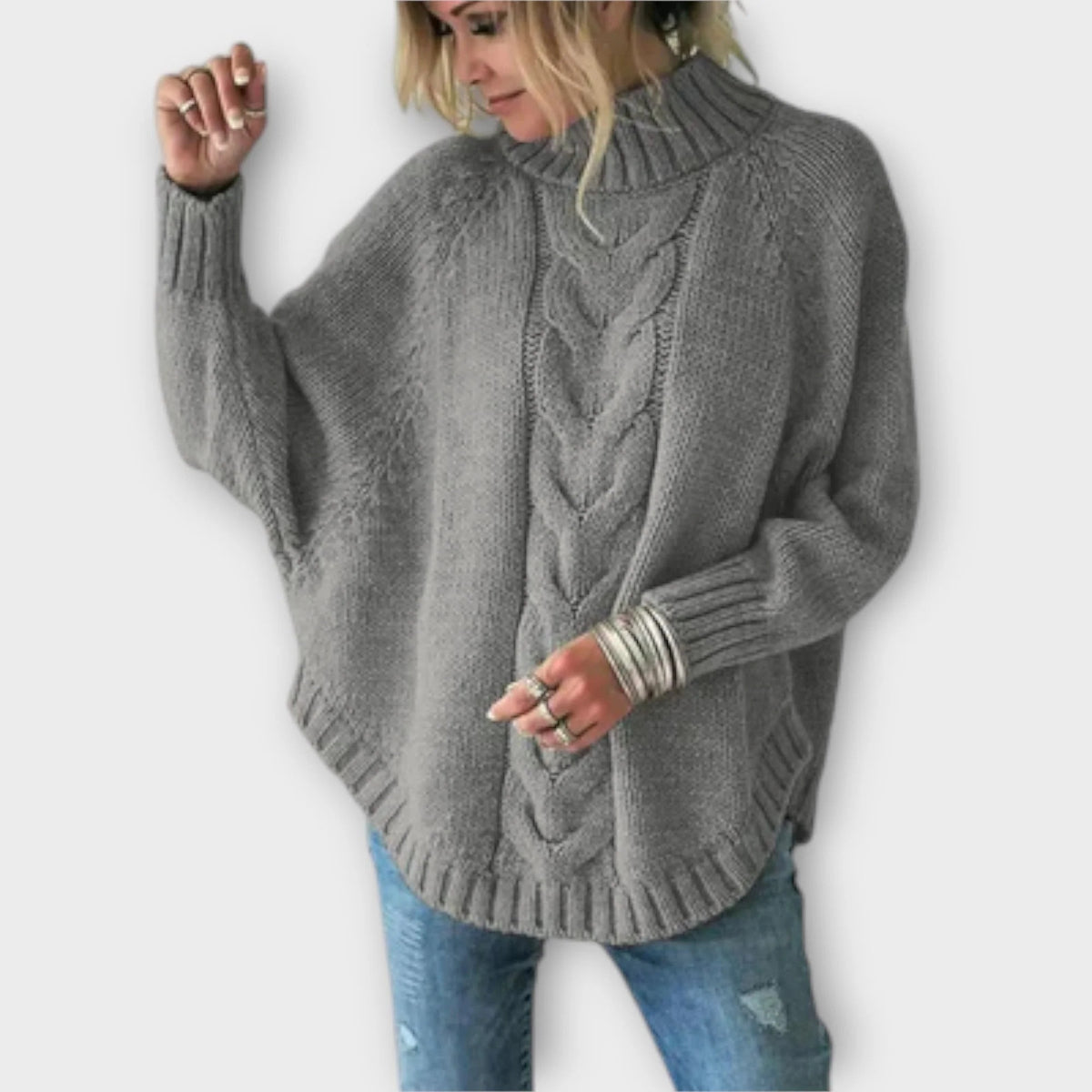 Sweter damski oversize z golfem i warkoczowym splotem - Szary