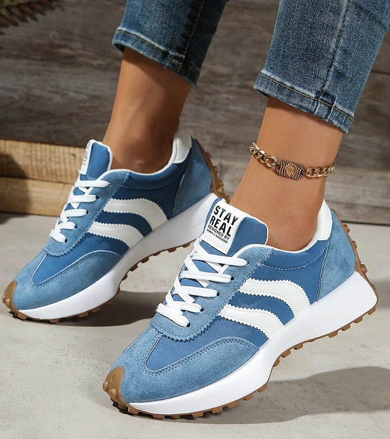 Sneakersy damskie sznurowane na grubej podeszwie ze zwierzęcym wzorem - Niebieski