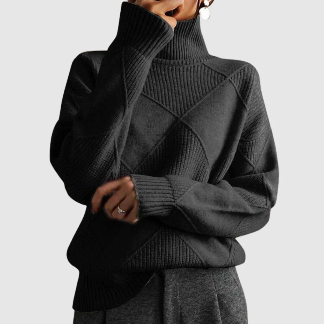 Sweter damski oversize z wysokim golfem i wypukłym wzorem w romby - Czarny