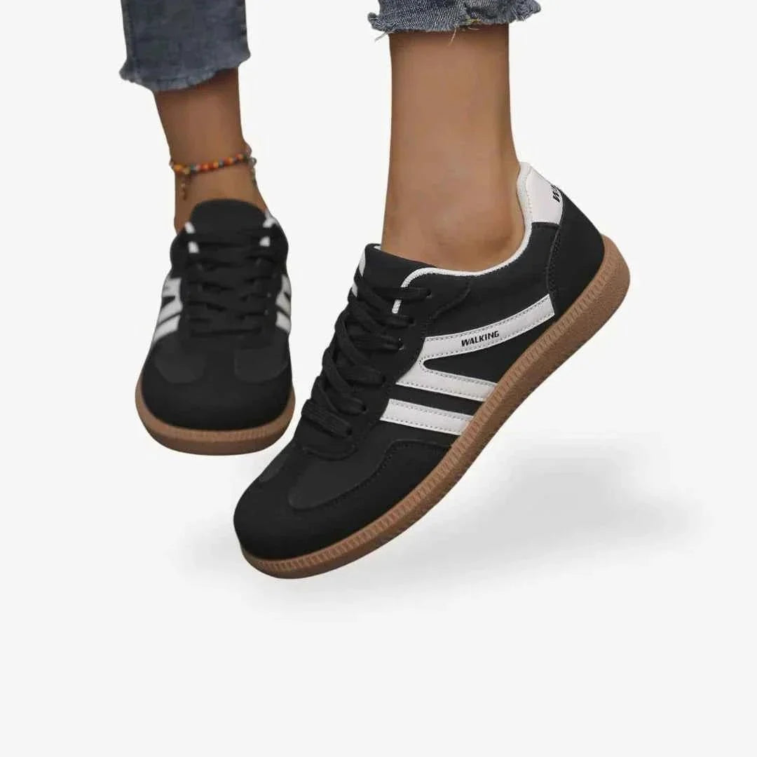 Buty sportowe damskie retro niskie sznurowane na płaskiej podeszwie - Czarny