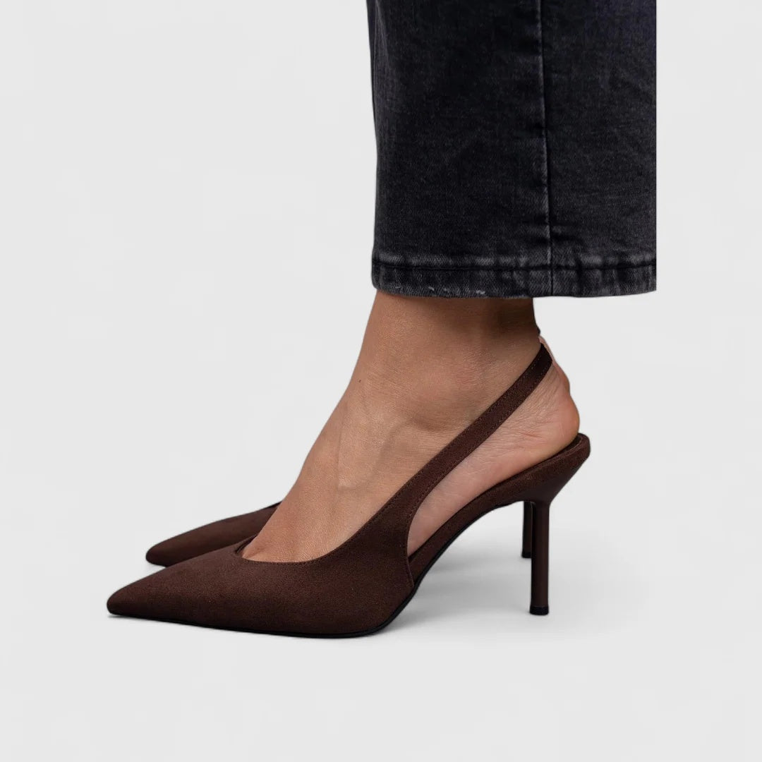 Czółenka damskie slingback na szpilce ze spiczastym noskiem - Biała Skóra
