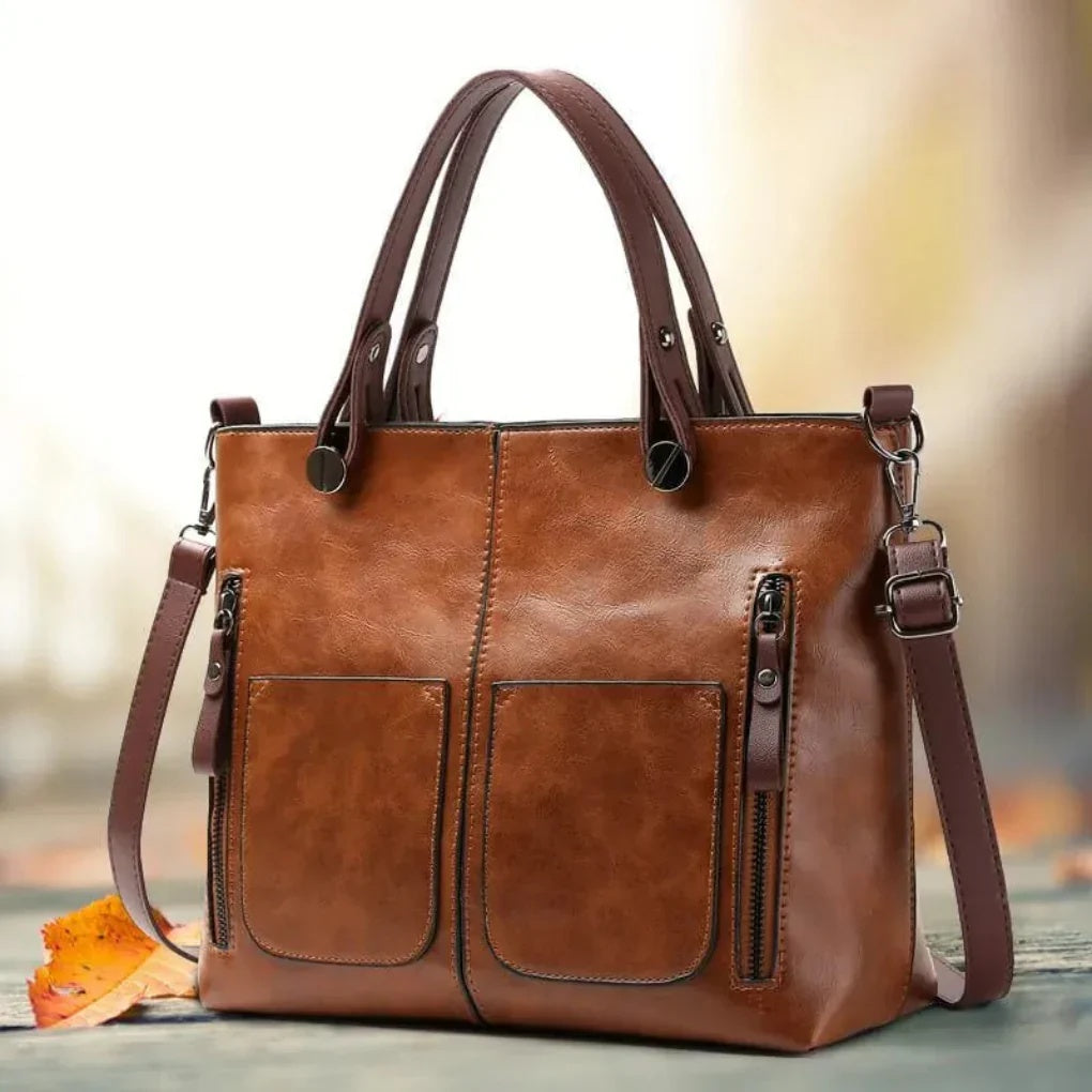 Torebka damska shopper z kieszeniami i paskiem na ramię - Brązowy