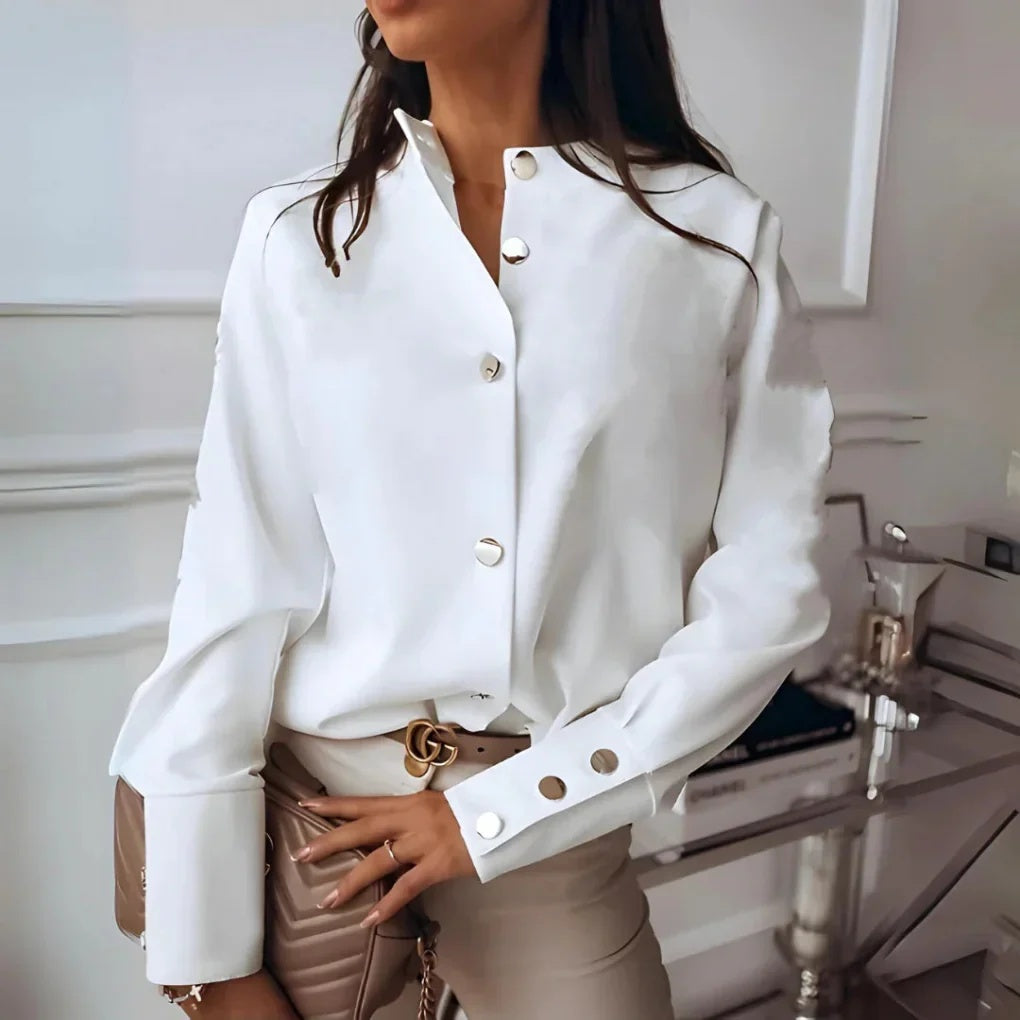 Bluzka damska koszulowa z kołnierzykiem i szerokimi mankietami - Biały