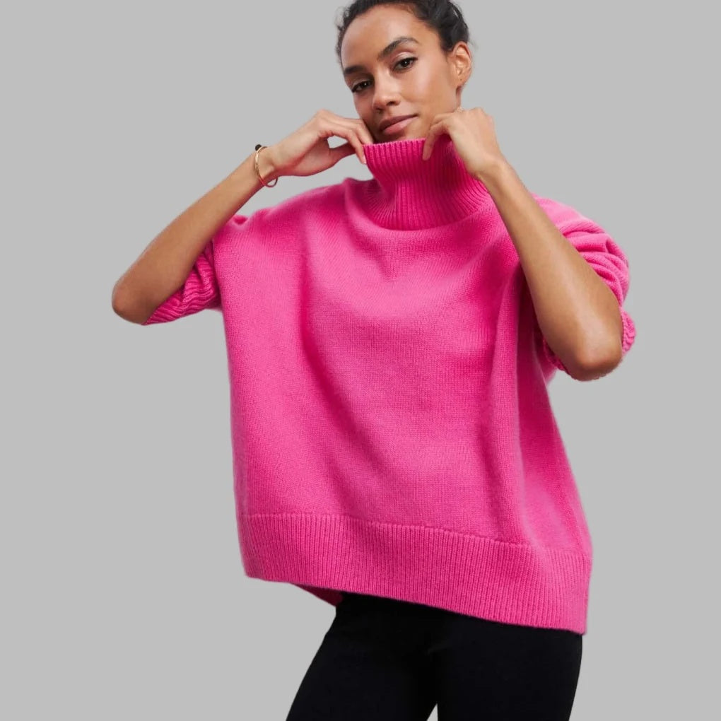 Sweter damski oversize z golfem i długimi rękawami - Różowy