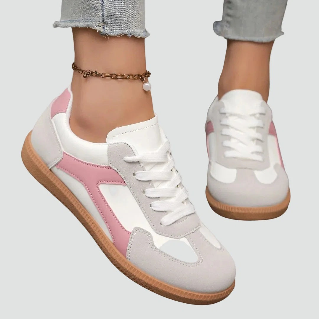 Sneakersy damskie niskie sznurowane z okrągłym noskiem i płaską podeszwą - Róża
