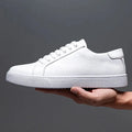 Sneakersy męskie niskie sznurowane z okrągłym noskiem i grubą podeszwą - Biały