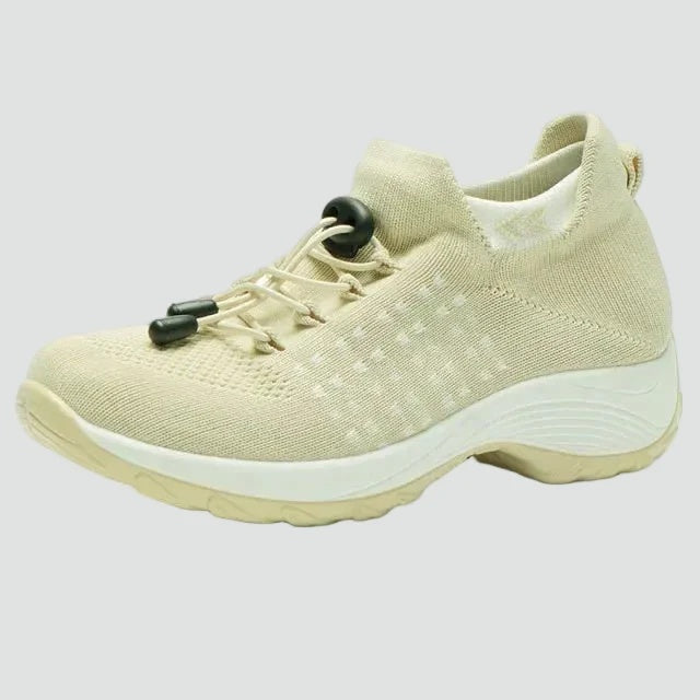Buty sportowe męskie wsuwane z okrągłym noskiem i elastycznym sznurowaniem - Morela