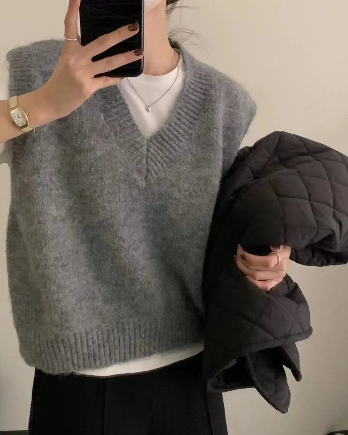 Kamizelka damska oversize z dekoltem w serek do stylizacji warstwowych - Khiai