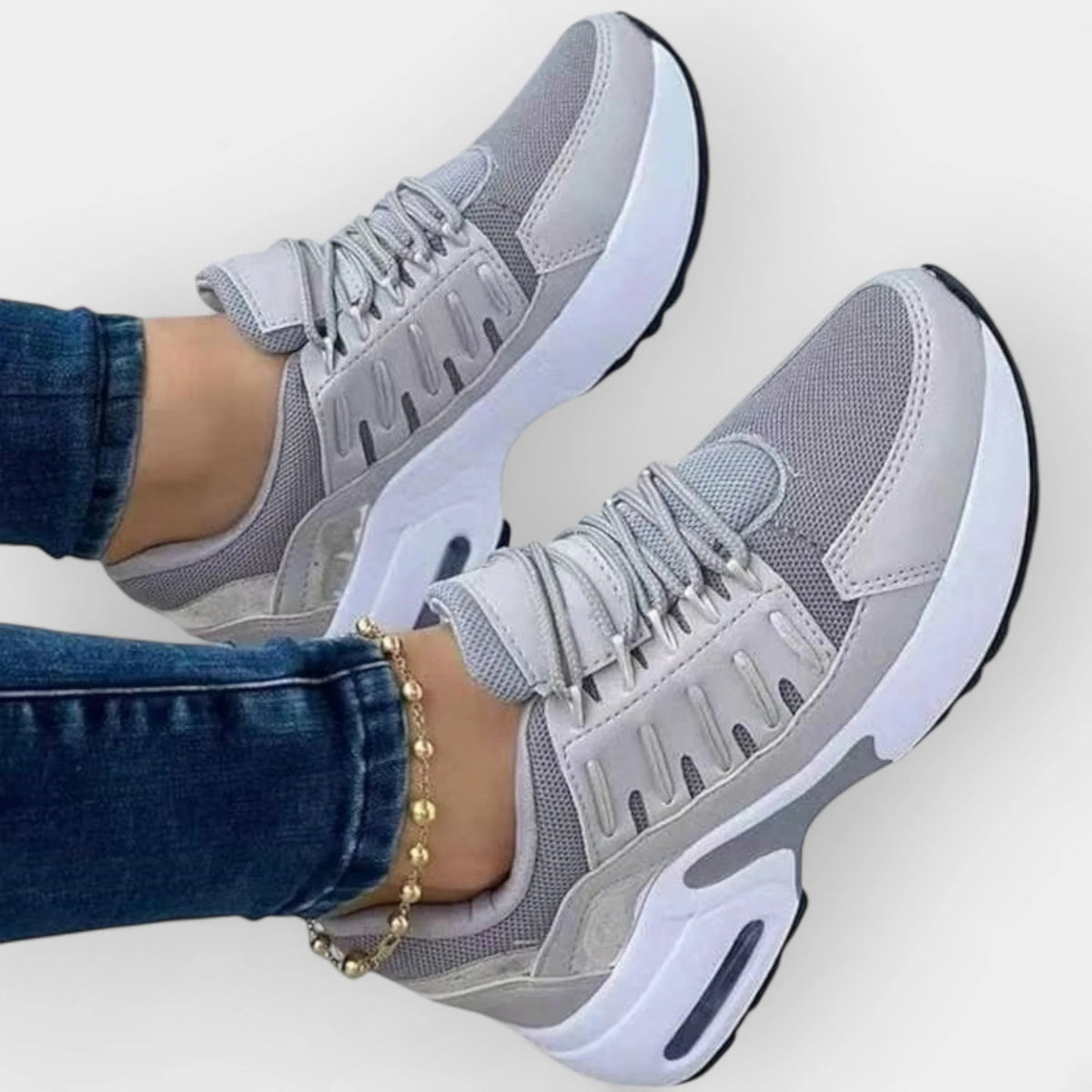 Sneakersy damskie sportowe na grubej podeszwie ze sznurowaniem - Szary