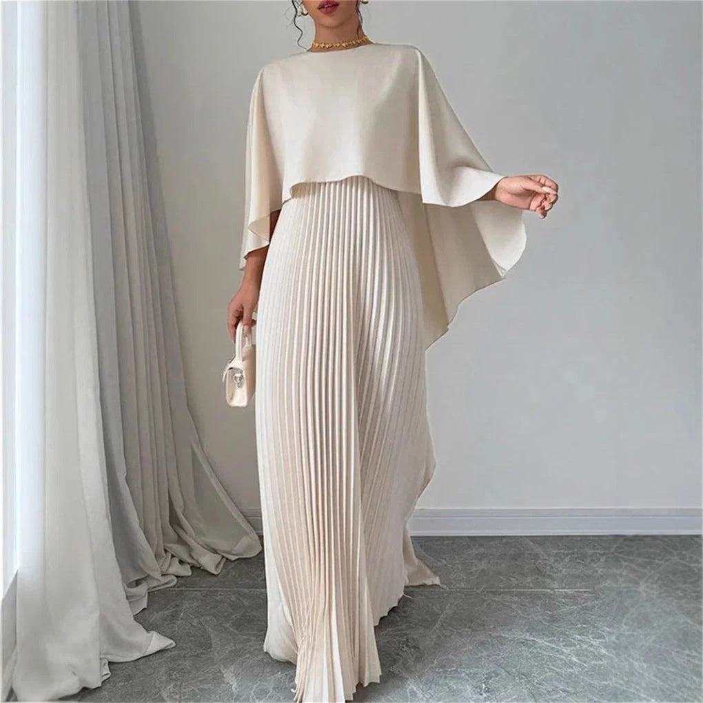Komplet damski elegancki z pelerynową bluzką i plisowaną spódnicą maxi - Mlecznobiały