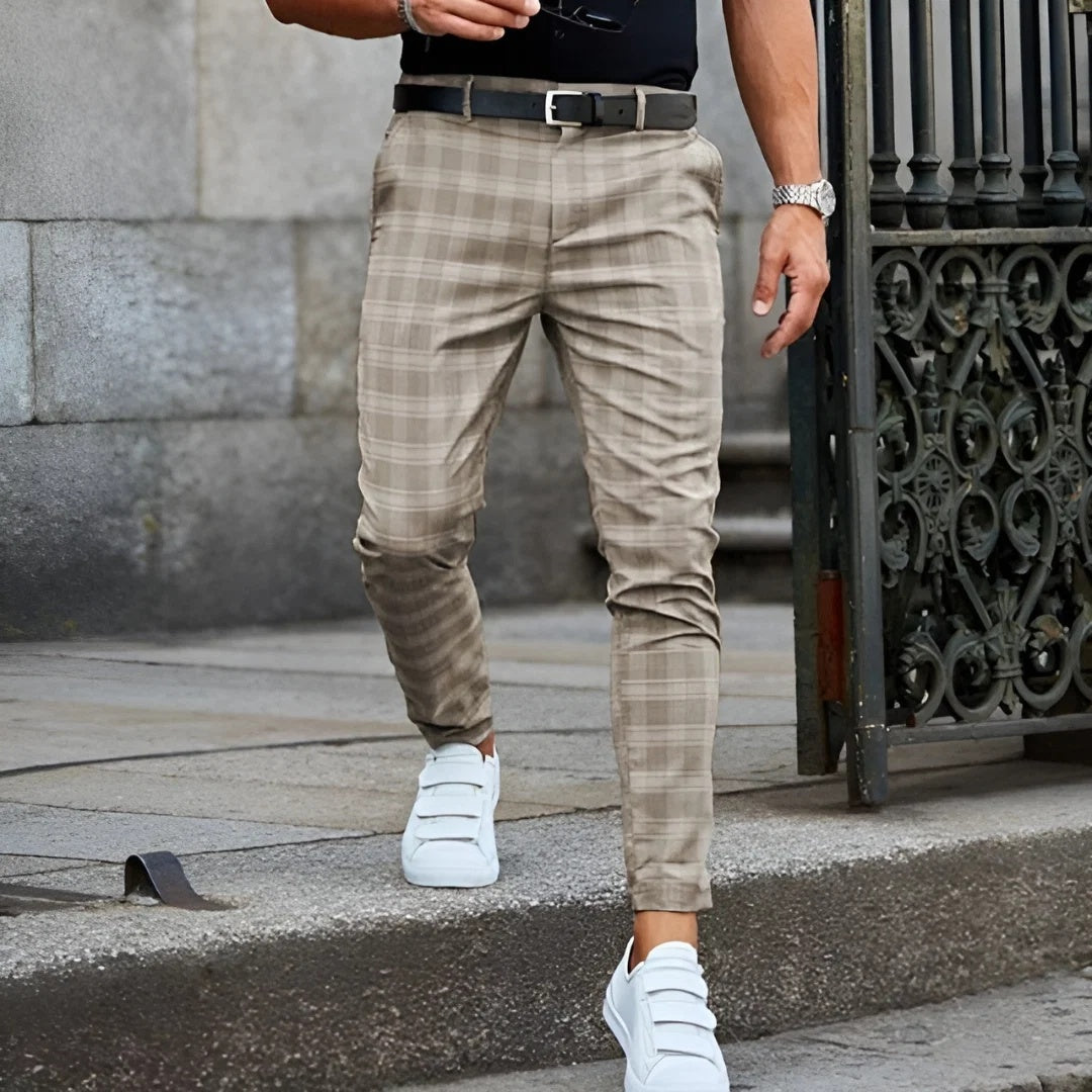 Spodnie męskie w kratę o dopasowanym kroju do stylizacji casualowych - Khaki