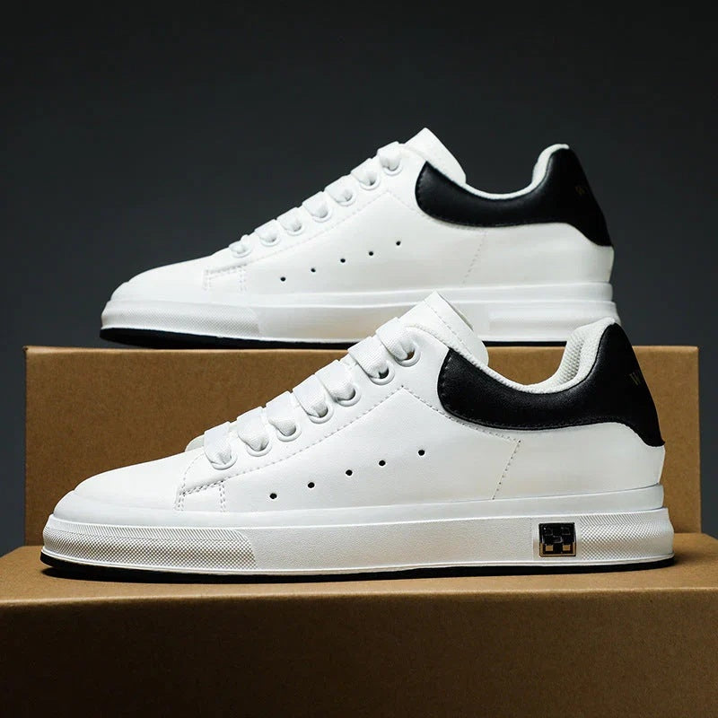 Sneakersy męskie niskie sznurowane na grubej podeszwie - Białe