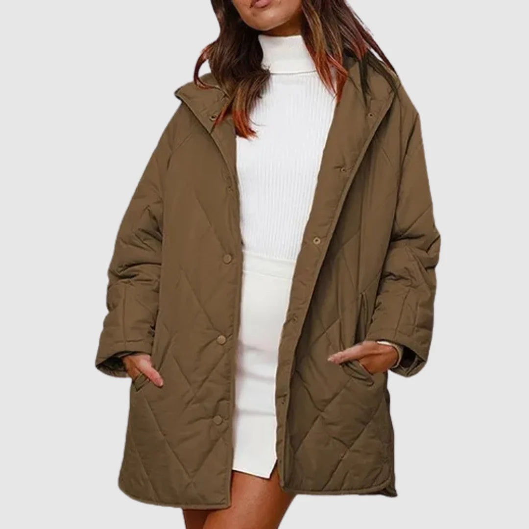 Kurtka damska pikowana oversize z kapturem i kieszeniami - Khaki