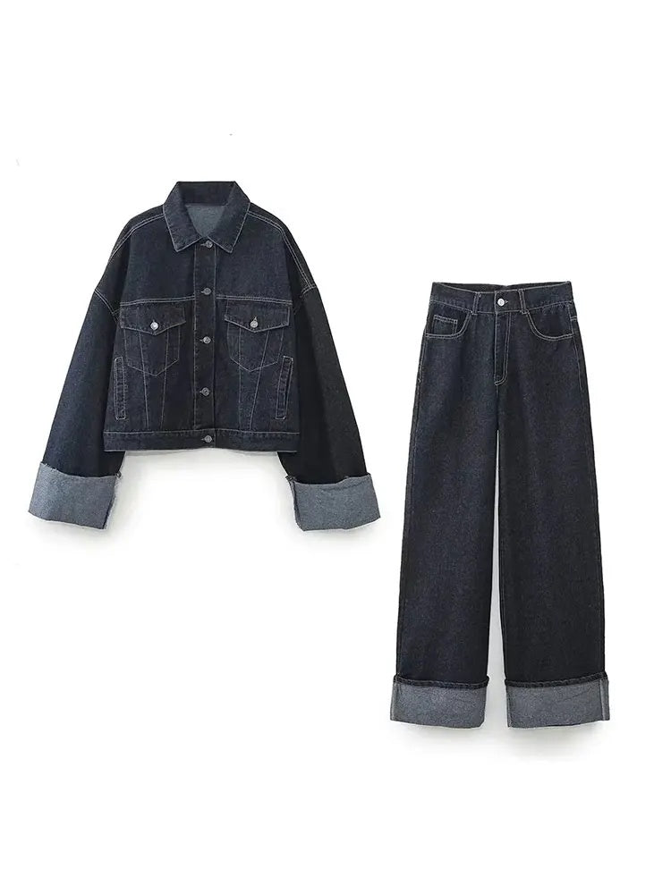 Komplet damski z krótką kurtką i spodniami z szerokimi nogawkami