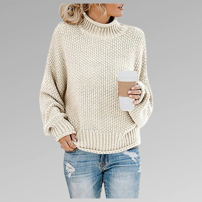Sweter damski oversize z golfem i długimi rękawami - Biały