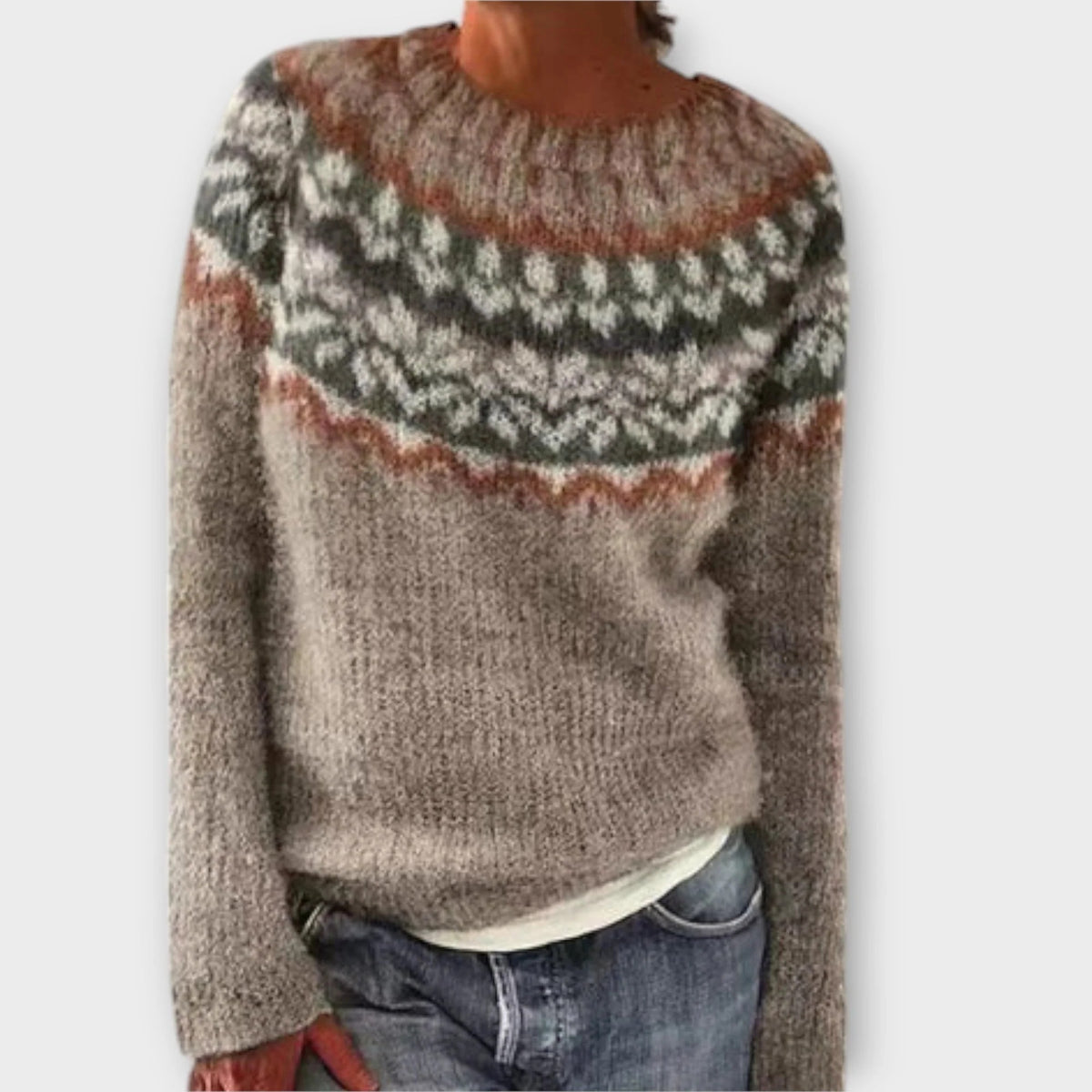Sweter damski z geometrycznym wzorem i okrągłym dekoltem - Brązowy