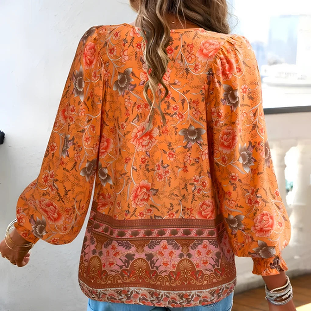 Bluzka damska boho w kwiaty z dekoltem w serek i wiązaniem - Pomarańczowy