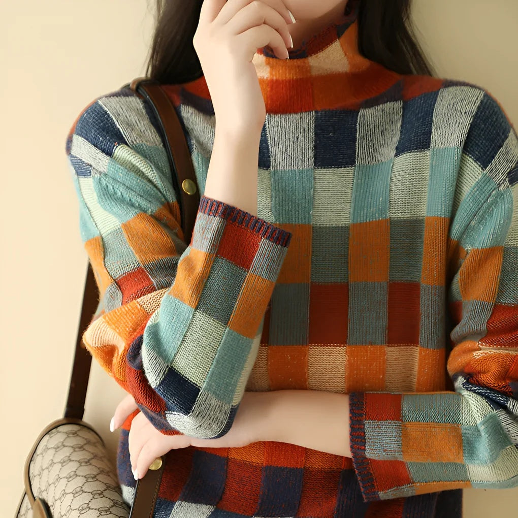 Sweter damski oversize w szachownicę z półgolfem i długimi rękawami
