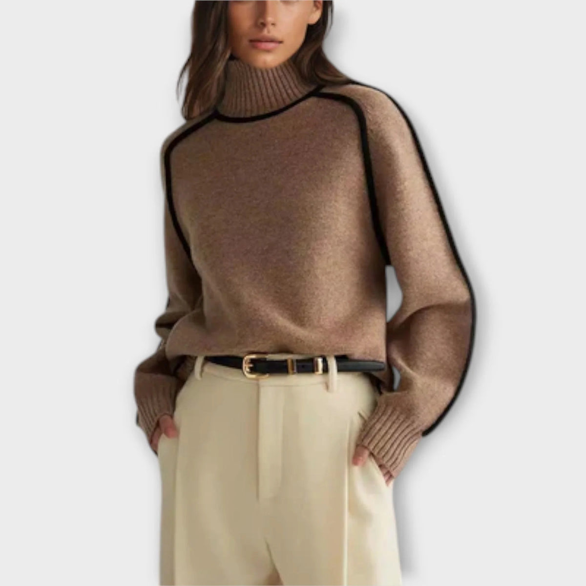 Sweter damski oversize z golfem i kontrastową lamówką - Brązowy
