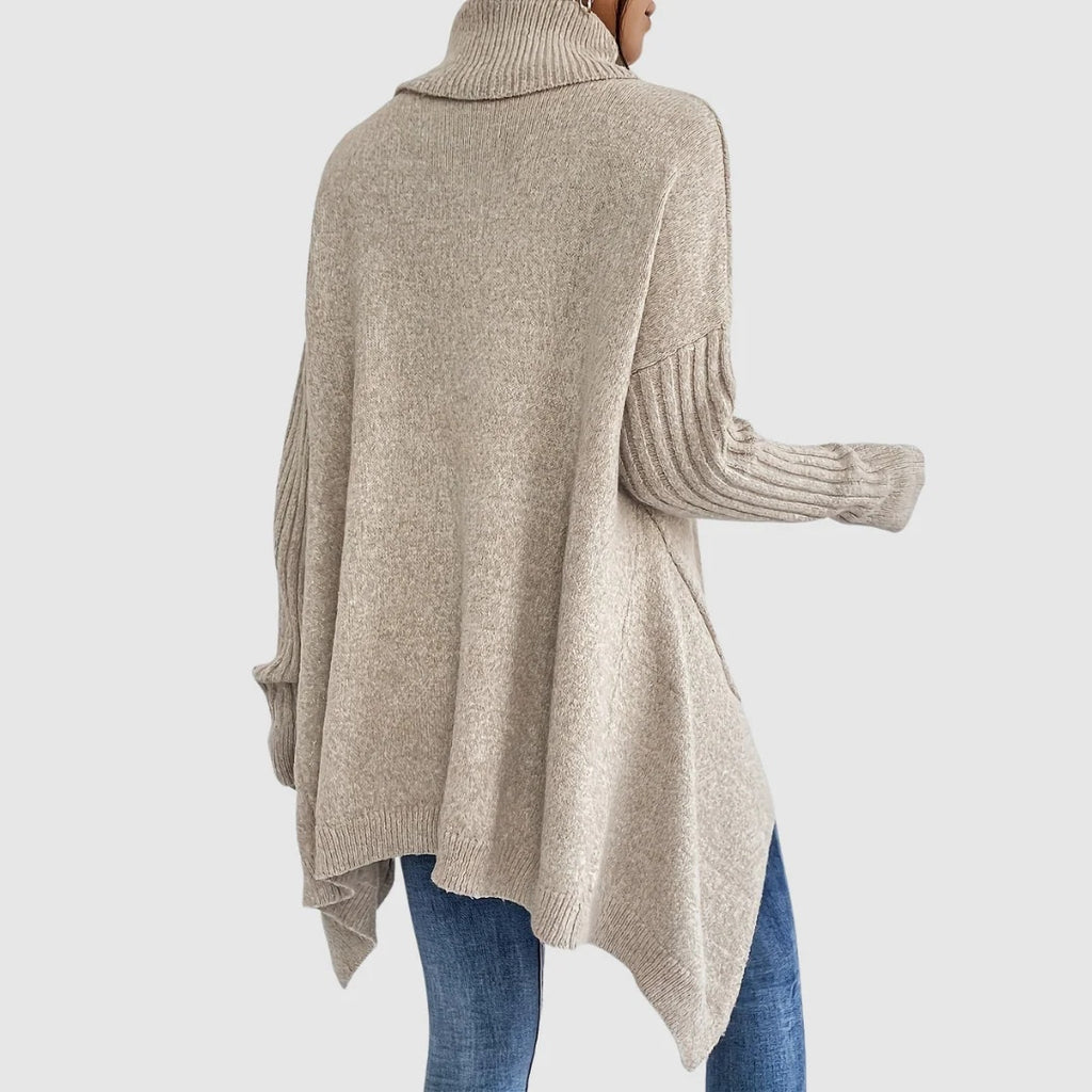 Sweter damski oversize z golfem i asymetrycznym dołem - Khaki