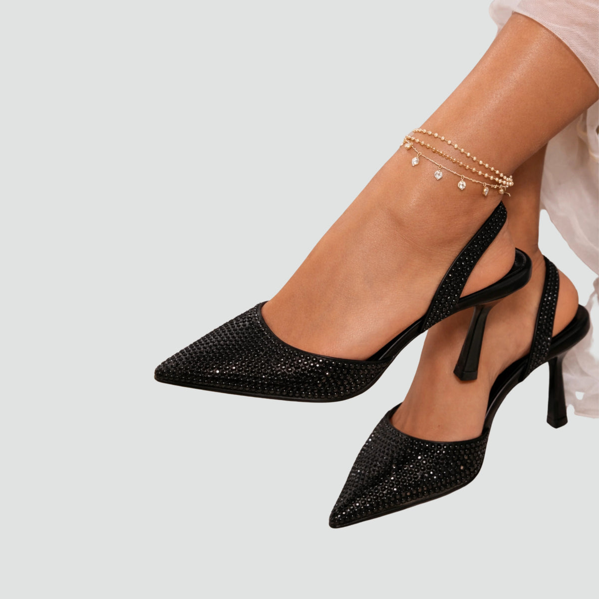 Czółenka damskie slingback na wysokim obcasie ze spiczastym noskiem i zdobieniami - Czarny