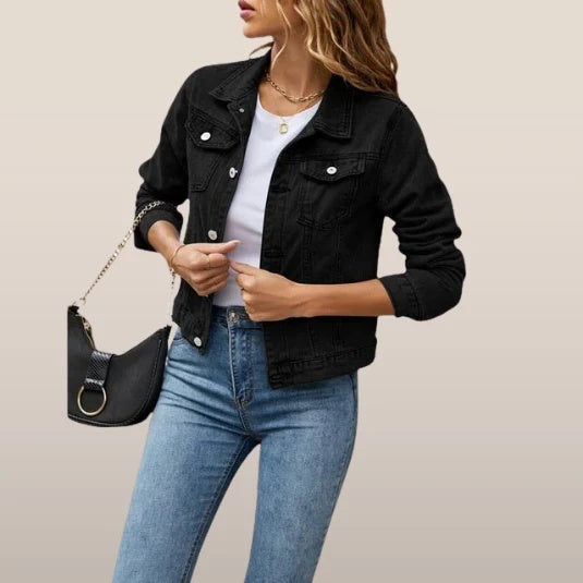 Kurtka damska krótka o regularnym kroju z kołnierzykiem i kieszeniami - Czarny
