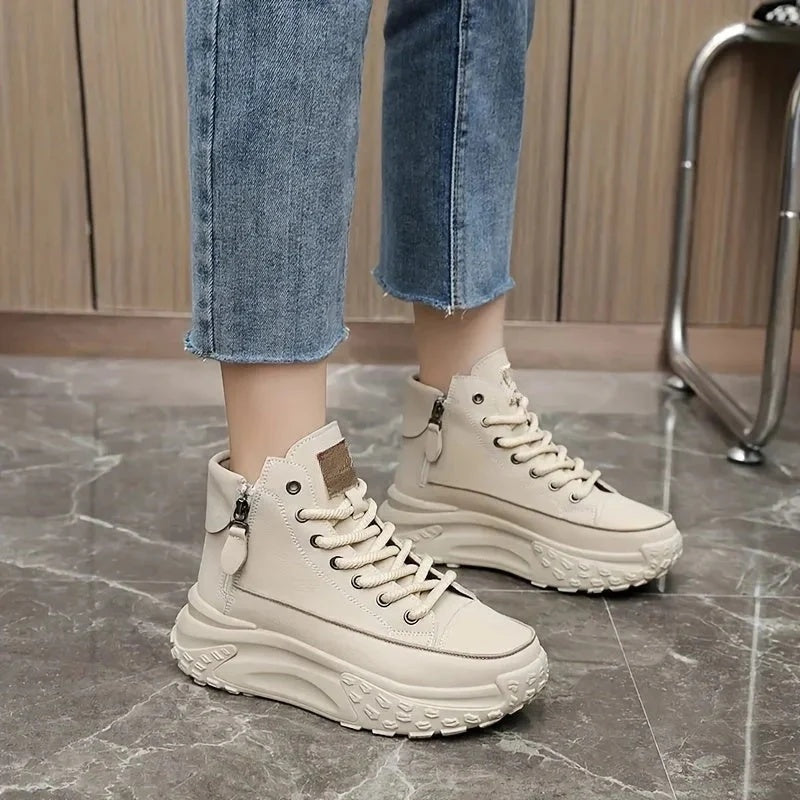 Sneakersy damskie wysokie na masywnej platformie ze sznurowaniem i zamkiem - Beżowy