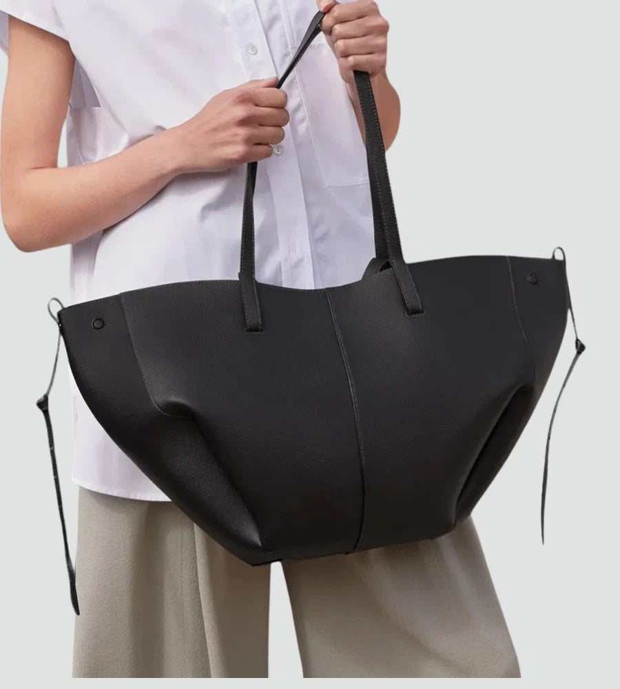 Torebka damska shopper duża z dwoma uchwytami i ozdobnymi przeszyciami - Czarny