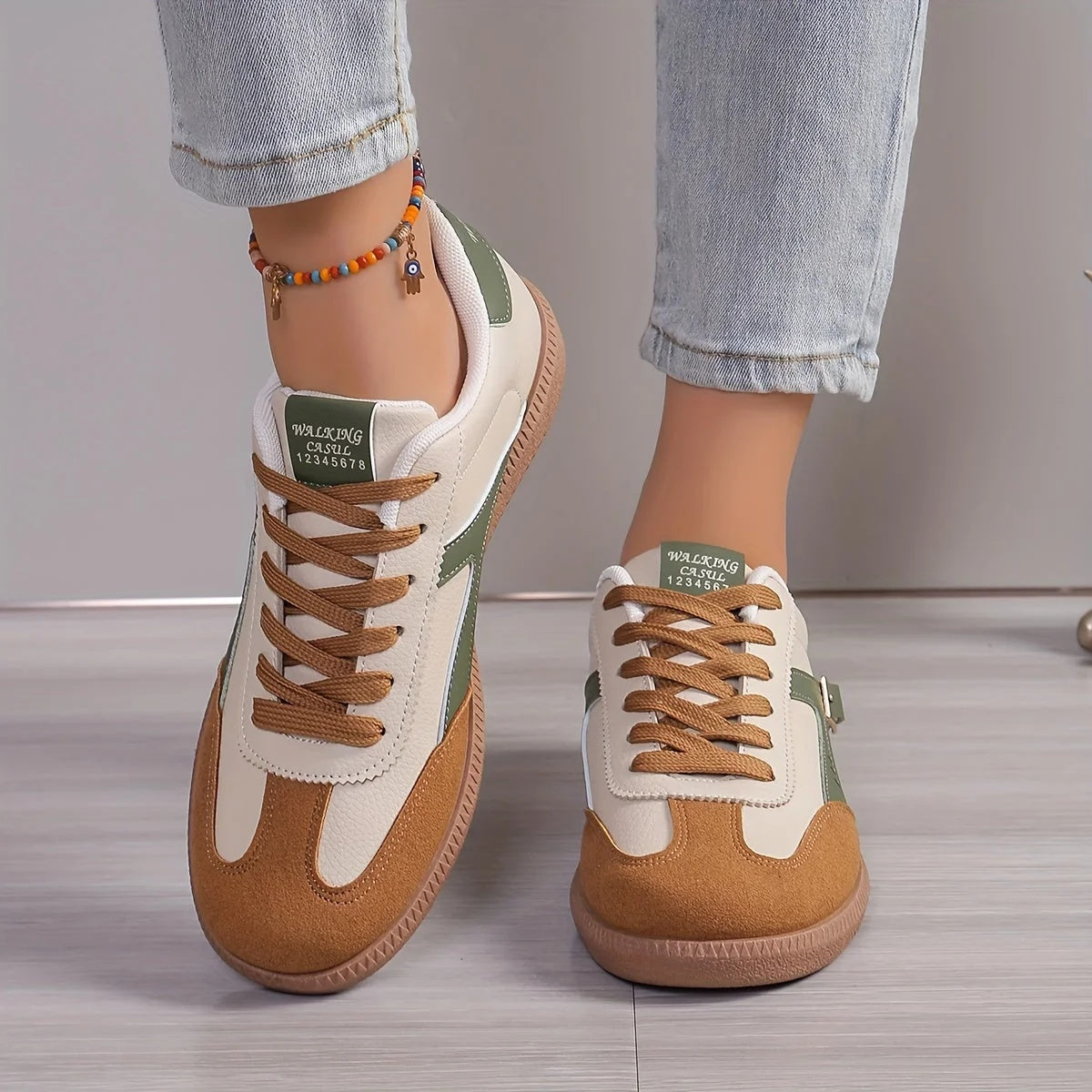 Sneakersy damskie niskie sznurowane w stylu retro na płaskiej podeszwie - Zielony