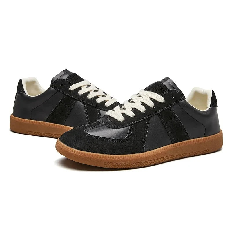 Sneakersy męskie retro niskie sznurowane z panelami - Czarny