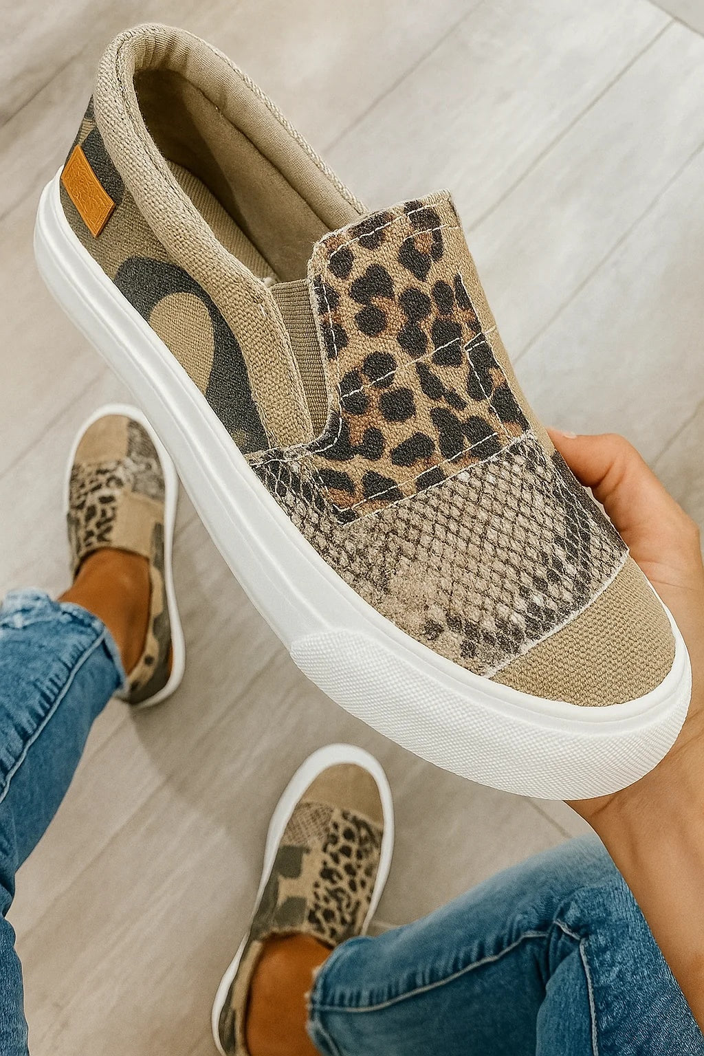 Trampki damskie slip on na platformie z patchworkowym wzorem - Khaki