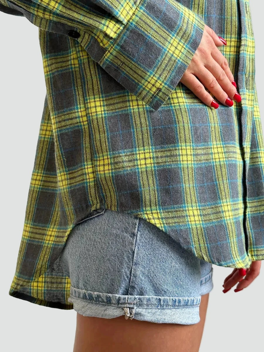 Koszula damska oversize w kratę z długim rękawem i kieszeniami - Zielony